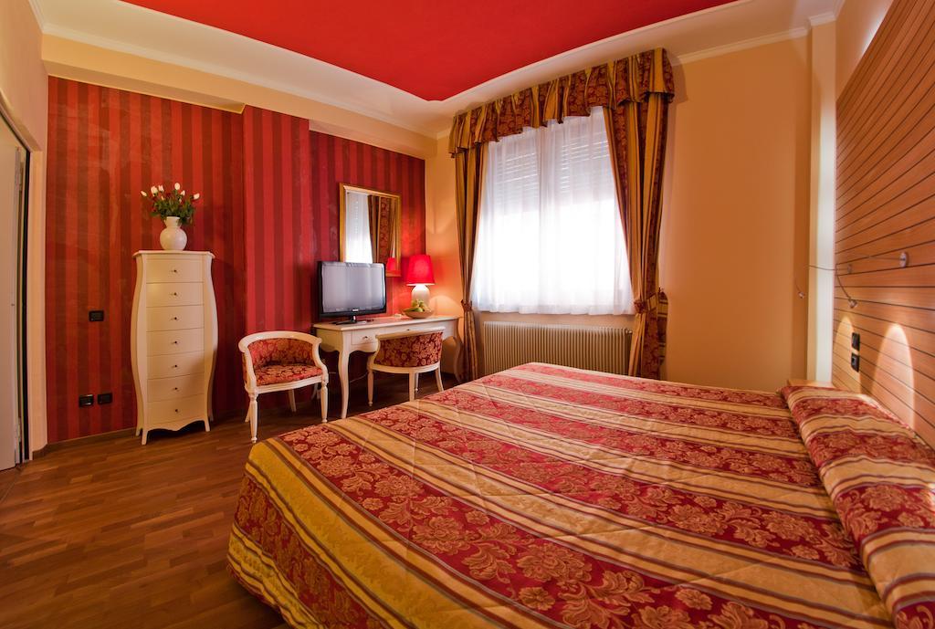 Hotel كليس المظهر الخارجي الصورة